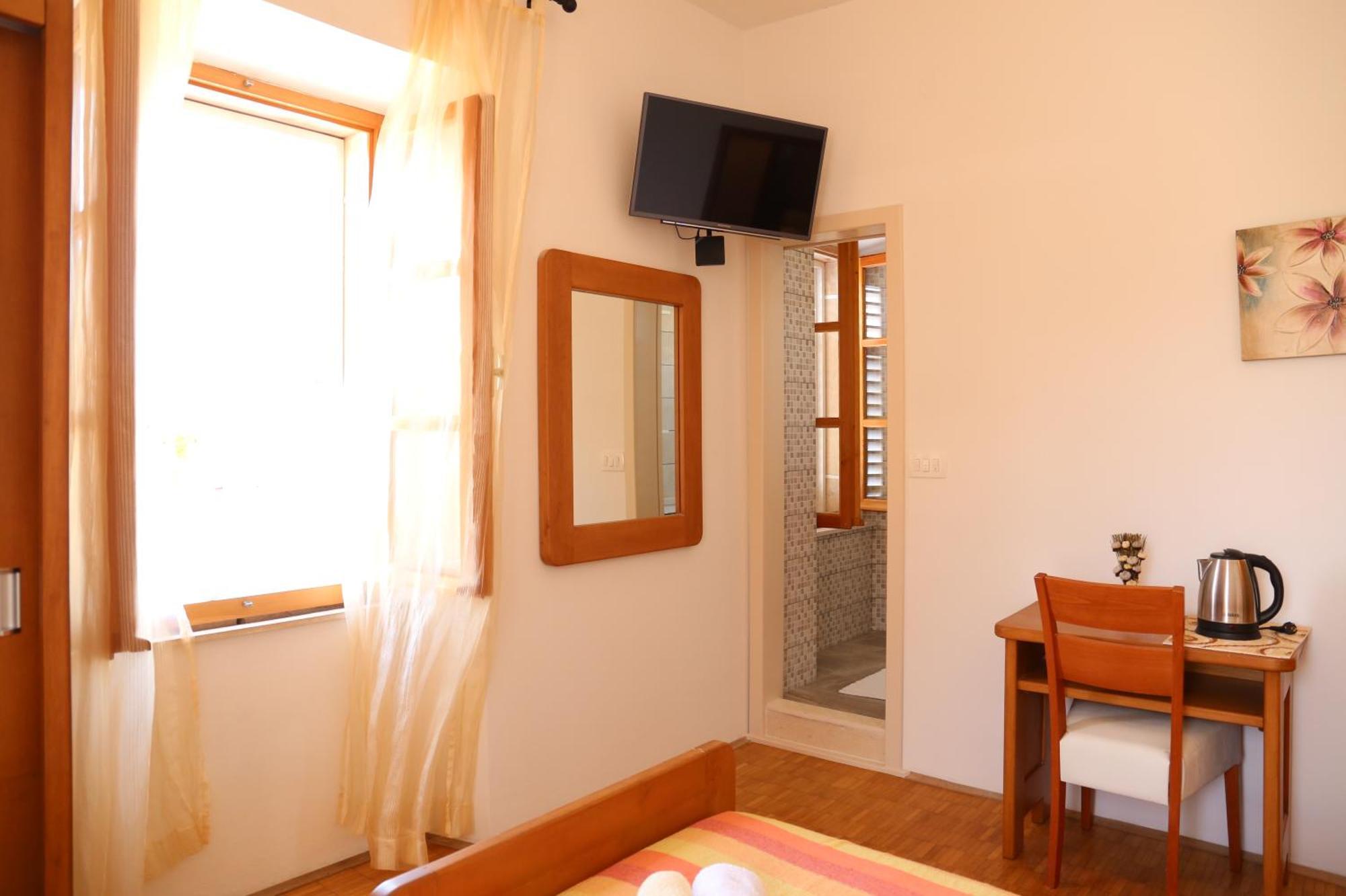 Coosy Rooms Katarina Lumbarda Szoba fotó