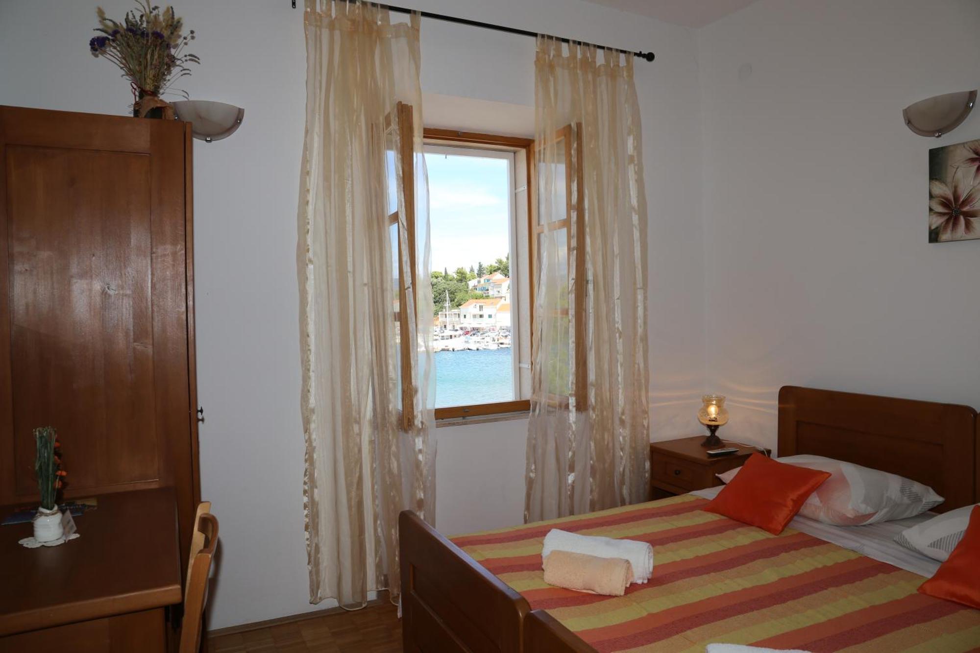 Coosy Rooms Katarina Lumbarda Szoba fotó